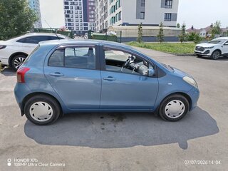 2008 Toyota Yaris Multimode II, серый, 610000 рублей, вид 5