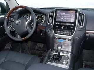 2015 Toyota Land Cruiser 200 Series Рестайлинг 2, белый, 5300000 рублей, вид 5