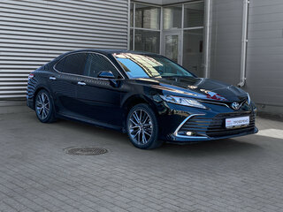 2023 Toyota Camry VIII (XV70) Рестайлинг, чёрный, 3100000 рублей, вид 3