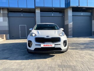 2017 Kia Sportage IV, белый, 1790000 рублей, вид 1