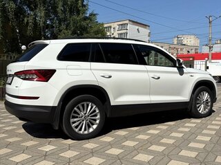 2020 Skoda Kodiaq I, белый, 3290000 рублей, вид 4