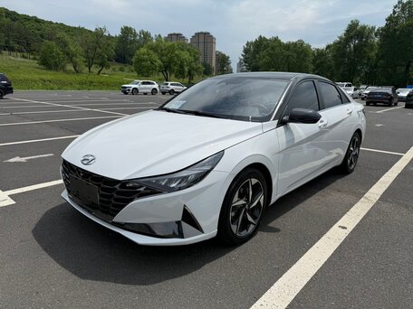 2021 Hyundai Elantra VII (CN7), белый, 1650000 рублей, вид 1