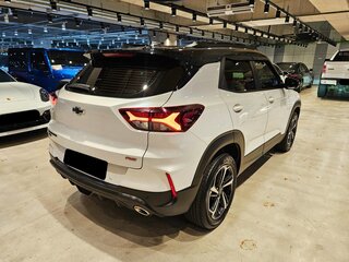 2022 Chevrolet TrailBlazer III, белый, 1685000 рублей, вид 4