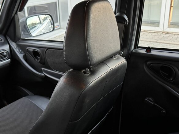 2013 Chevrolet Niva I Рестайлинг, серебристый - вид 16