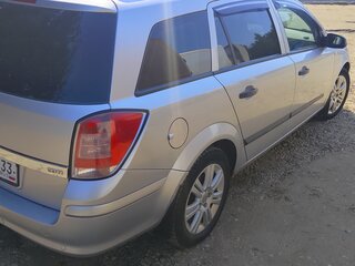 2007 Opel Astra H Рестайлинг, серебристый, 400000 рублей, вид 4
