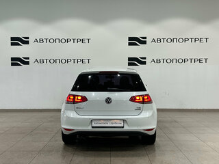 2013 Volkswagen Golf VII, белый, 929000 рублей, вид 4