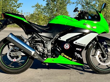 2011 Kawasaki Ninja 250R, зелёный, 225000 рублей, вид 3