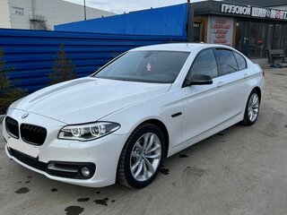 2016 BMW 5 серии 520d VI (F10/F11/F07) Рестайлинг, белый, 2480000 рублей, вид 2