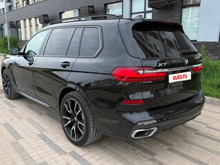 2021 BMW X7 40d I (G07), чёрный, 9000000 рублей, вид 3