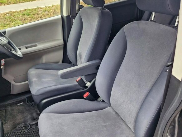 2010 Honda Freed I, серый, 815000 рублей - вид 11