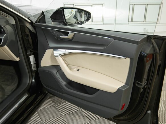 2020 Audi A7 45 TFSI II (4K), чёрный, 4650000 рублей - вид 29