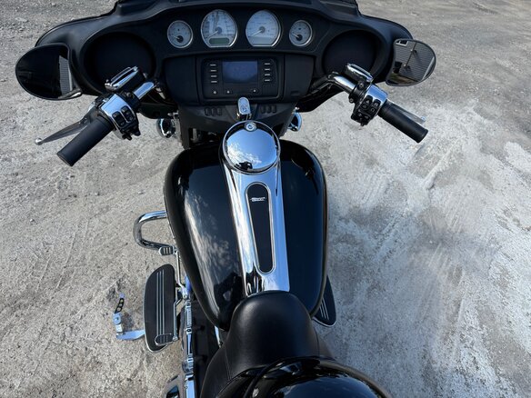 2014 Harley-Davidson Street Glide, чёрный, 1400000 рублей - вид 6