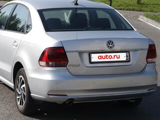 2018 Volkswagen Polo V Рестайлинг, серебристый, 1240000 рублей, вид 5
