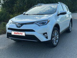 2017 Toyota RAV4 IV (XA40) Рестайлинг, белый, 2900000 рублей, вид 1