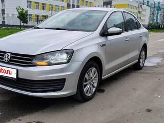 2019 Volkswagen Polo V Рестайлинг, серебристый, 1350000 рублей, вид 3