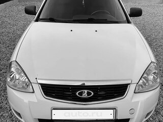 2017 Lada (ВАЗ) Priora I Рестайлинг, белый, 430000 рублей, вид 1