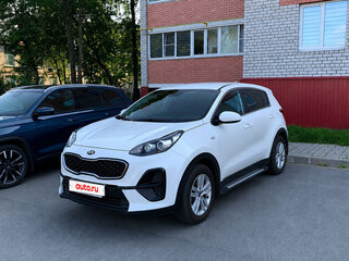 2018 Kia Sportage IV, белый, 1600000 рублей, вид 1