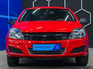 2011 Opel Astra H Рестайлинг, красный, 479000 рублей, вид 4