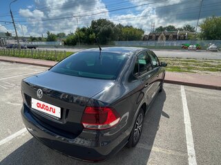 2016 Volkswagen Polo V Рестайлинг, серый, 950000 рублей, вид 3