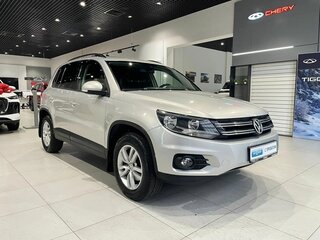 2014 Volkswagen Tiguan I Рестайлинг, серебристый, 1080000 рублей, вид 3