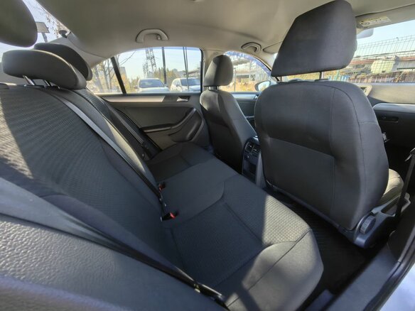 2015 Volkswagen Jetta VI, серебристый, 999000 рублей - вид 12
