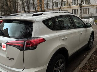 2017 Toyota RAV4 IV (XA40) Рестайлинг, белый, 2500000 рублей, вид 5