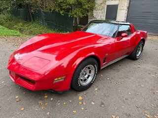 1980 Chevrolet Corvette C3, красный, 2700000 рублей, вид 1