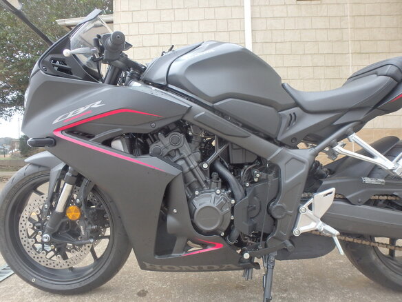 2024 Honda CBR 650R, чёрный, 1200000 рублей - вид 11