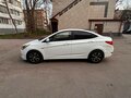 2015 Hyundai Solaris I Рестайлинг, белый, 660000 рублей - вид 2