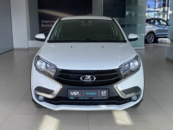2017 Lada (ВАЗ) XRAY I, белый - вид 1