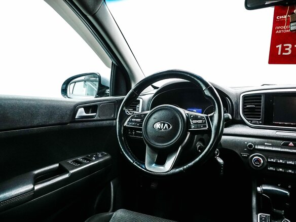 2019 Kia Sportage IV Рестайлинг, серебристый, 2300000 рублей - вид 8