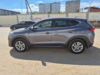 2018 Hyundai Tucson III, серый, 2200000 рублей, вид 3