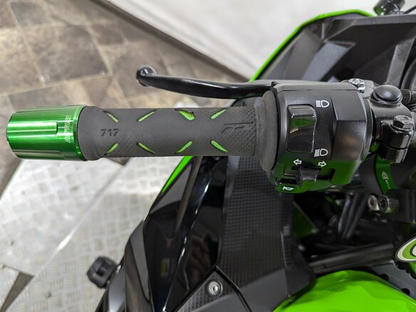2021 Kawasaki Ninja 400, зелёный, 649000 рублей - вид 10