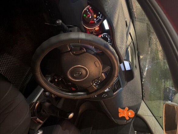 2008 Renault Megane II Рестайлинг, красный, 400000 рублей - вид 16