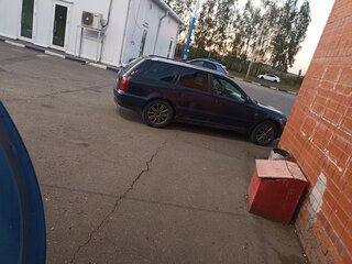 1998 Audi A4 I (B5), синий, 250000 рублей, вид 1
