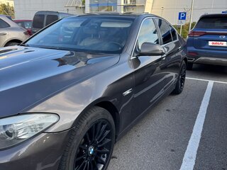 2011 BMW 5 серии 528i VI (F10/F11/F07), коричневый, 1550000 рублей, вид 3