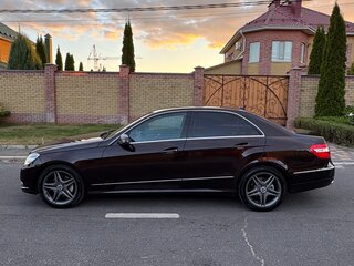 2010 Mercedes-Benz E-Класс 350 IV (W212, S212, C207), красный, 970000 рублей, вид 5