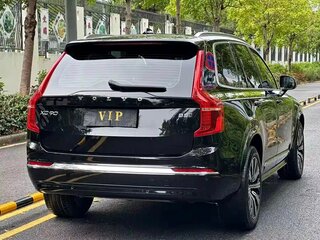2024 Volvo XC90 II Рестайлинг 1, чёрный, 5204584 рублей, вид 3