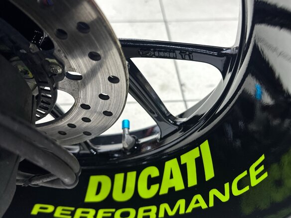 2022 Ducati Panigale V2, голубой, 1400000 рублей - вид 7