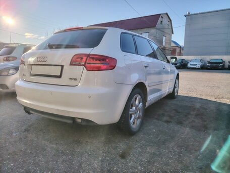 2012 Audi A3 II (8P) Рестайлинг 2, белый, 695000 рублей, вид 2