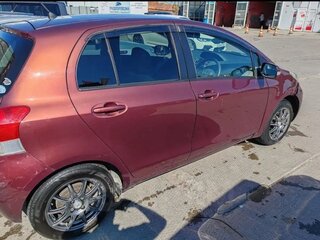 2010 Toyota Vitz II (XP90), пурпурный, 490000 рублей, вид 3