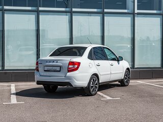 2021 Lada (ВАЗ) Granta I Рестайлинг, белый, 530000 рублей, вид 2