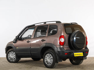 2017 Chevrolet Niva I Рестайлинг, коричневый, 749000 рублей, вид 4