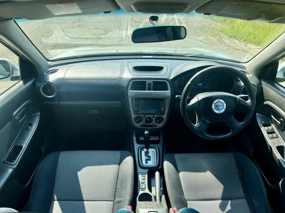 2001 Subaru Impreza II, серебристый, 345000 рублей - вид 10