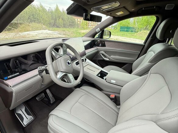 2025 Denza N9 46.9 kWh, чёрный, 7025000 рублей - вид 6