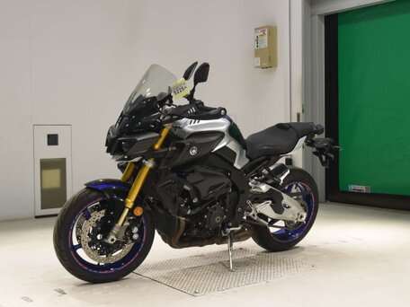 2017 Yamaha MT-10SP, чёрный, 1100000 рублей, вид 4