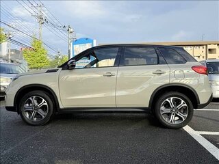 2018 Suzuki Escudo IV, бежевый, 1540000 рублей, вид 5