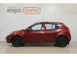 2013 Renault Sandero I, красный, 517000 рублей, вид 2
