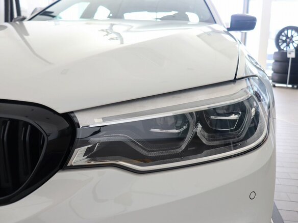 2018 BMW 5 серии 530d xDrive VII (G30/G31/G38), белый, 4600000 рублей - вид 6