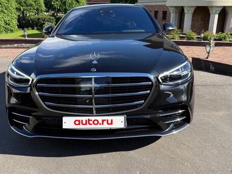 2022 Mercedes-Benz S-Класс 450 4MATIC VII (W223), чёрный, 11050000 рублей, вид 2